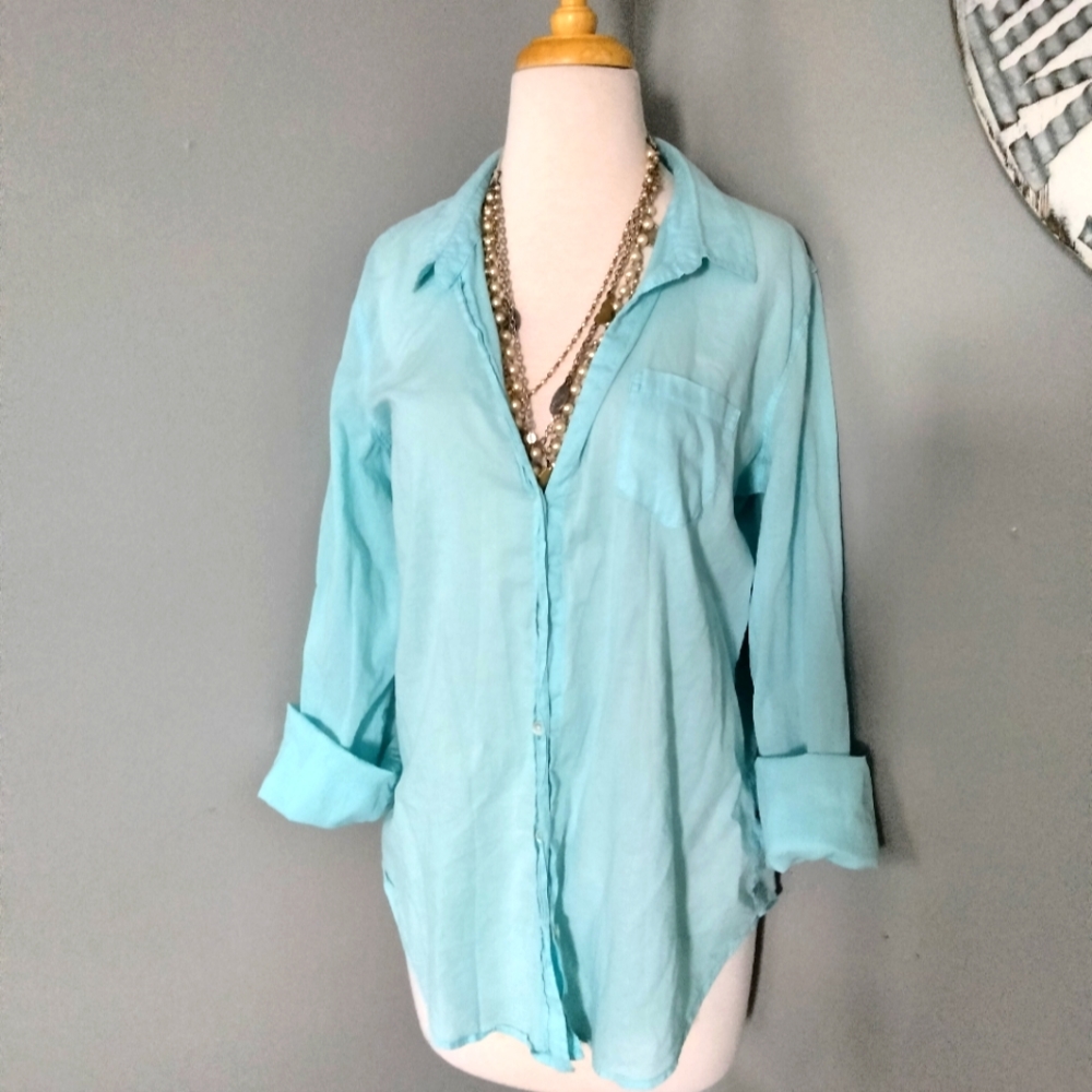 Women's Lilly Pulitzer Top Size Large 🌴